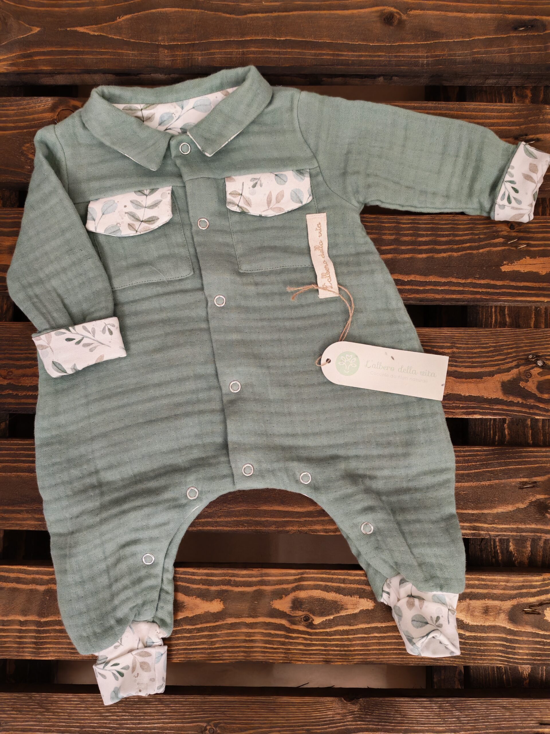 Tutina a uovo tessuto fermo